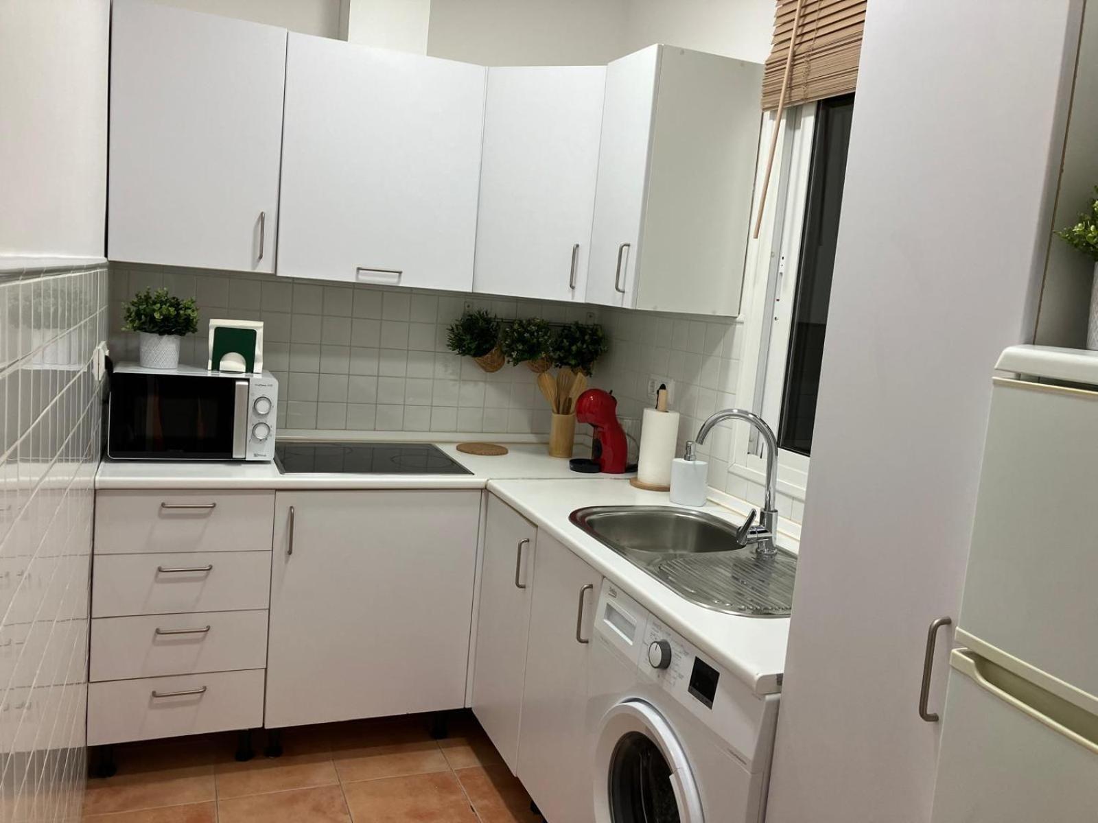 2 Bedroom Virgen De Begona Seville Exterior photo